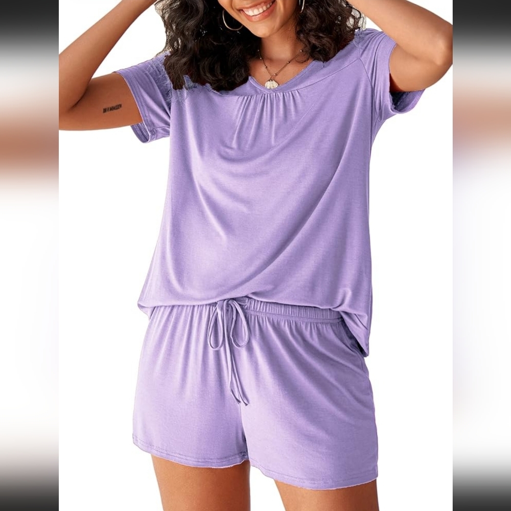 NWOT Avidlove Short Sleeve and Shorts Sleepwear Nightwear Pjs set